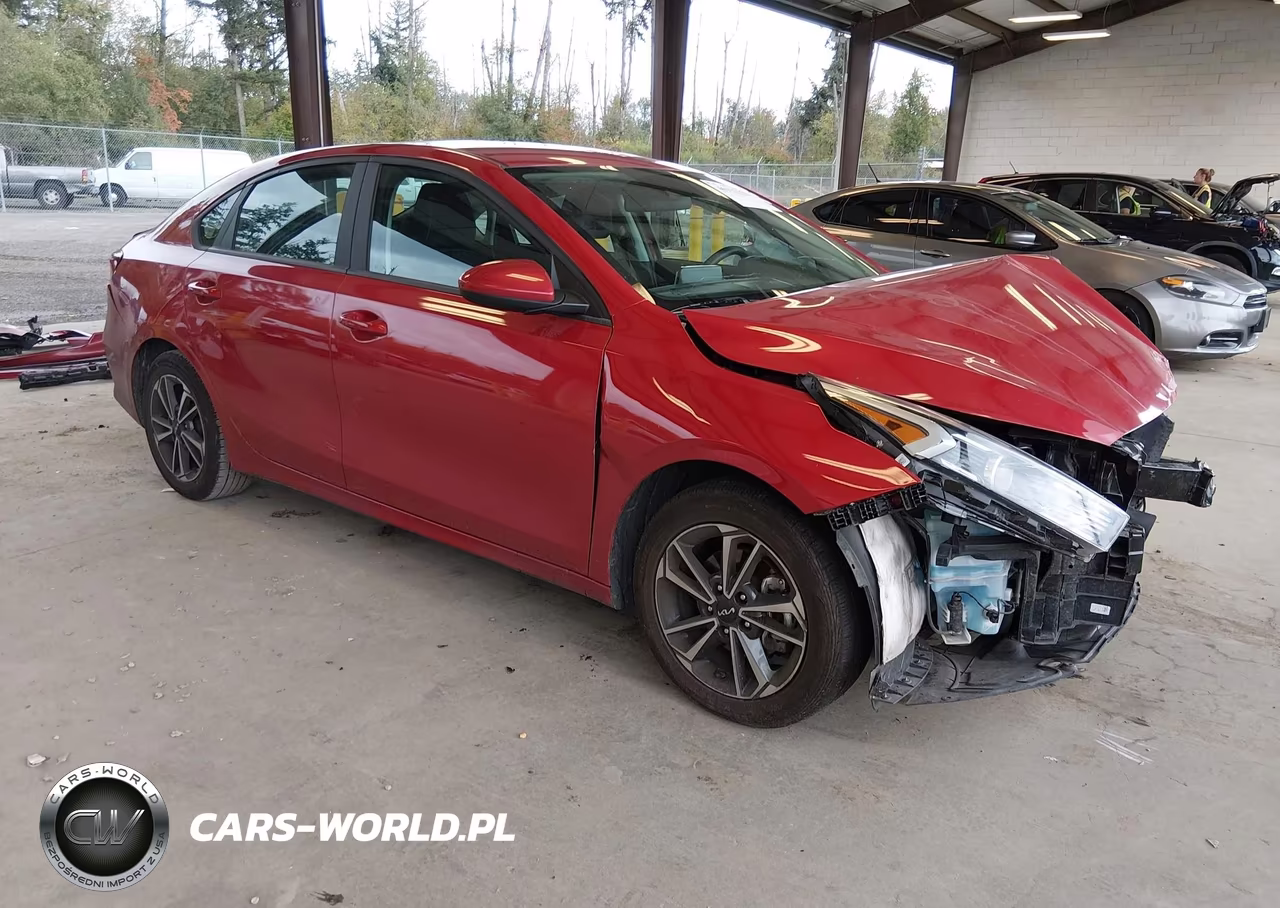 2023 Kia Forte Lxs