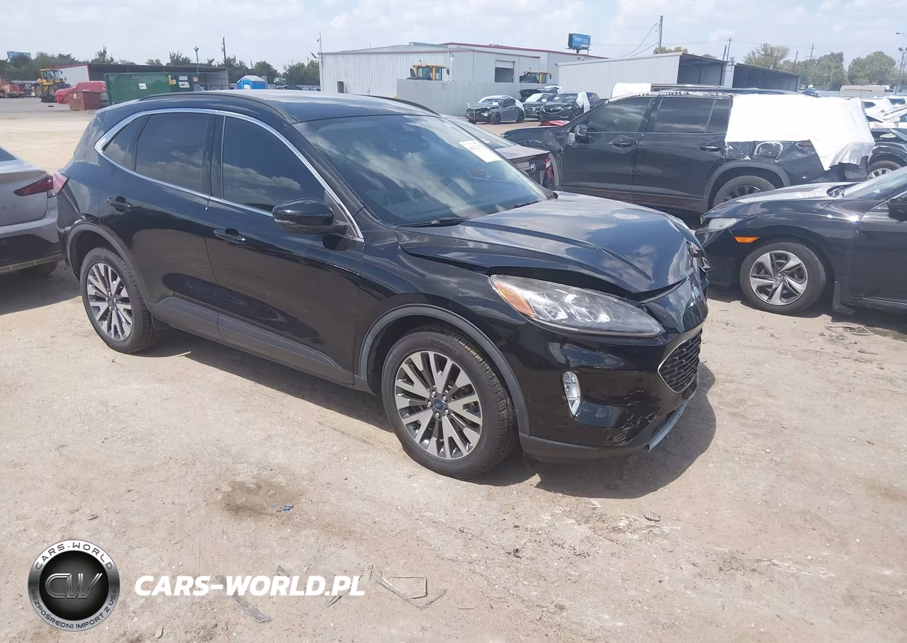 2020 Ford Escape Titanium