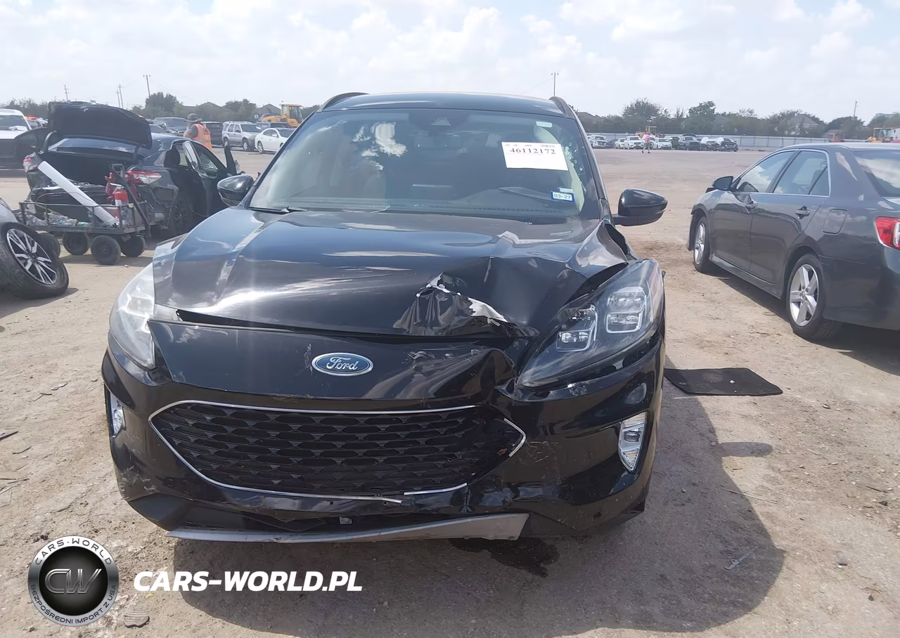 2020 Ford Escape Titanium VIN:1FMCU9J98LUB18129 - 12