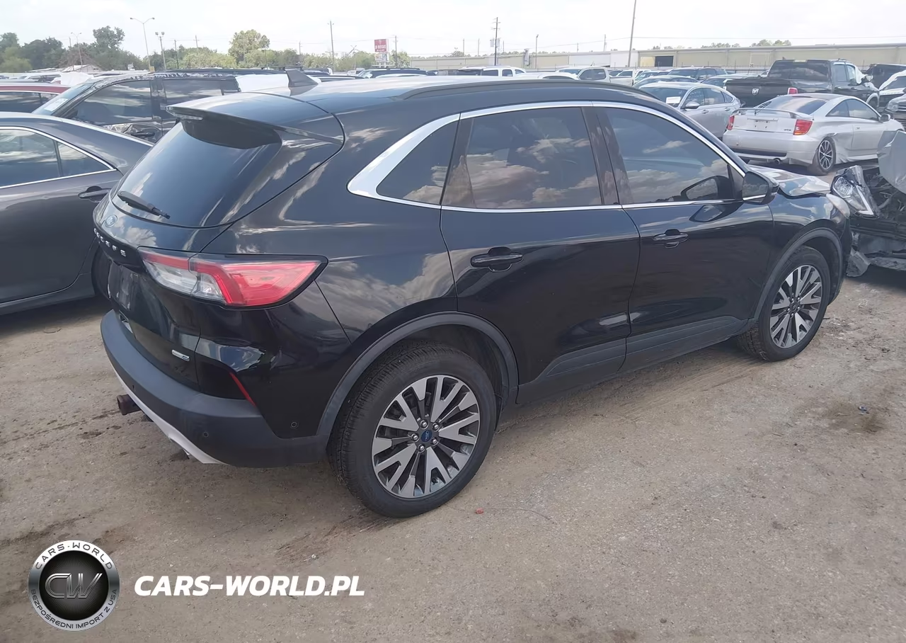 2020 Ford Escape Titanium VIN:1FMCU9J98LUB18129 - 4