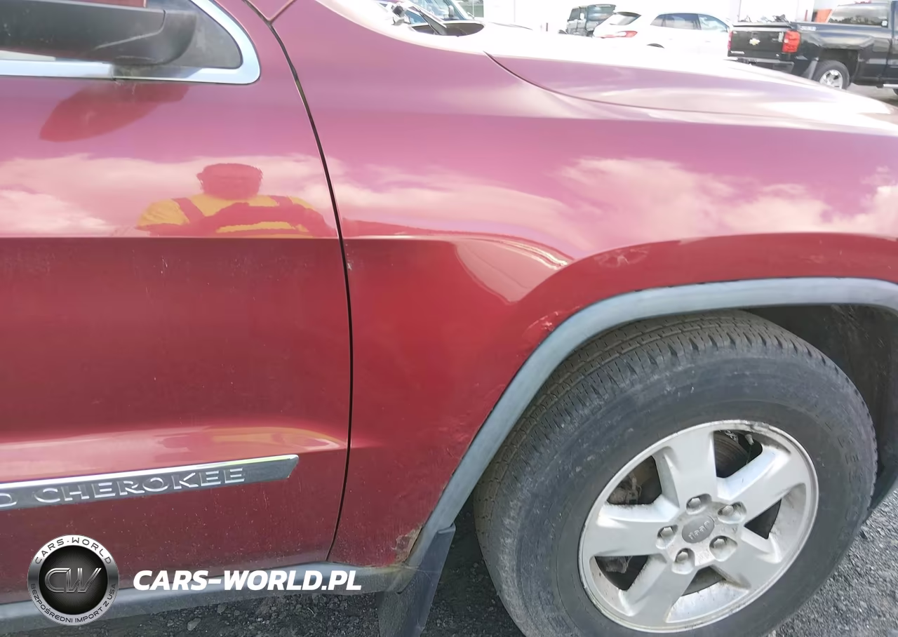 2012 Jeep Grand Cherokee Laredo VIN:1C4RJFAG4CC135889 - 6