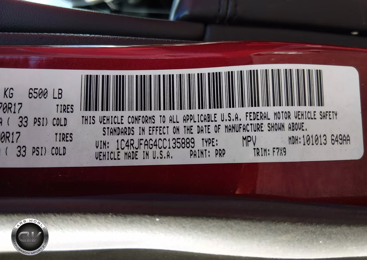 2012 Jeep Grand Cherokee Laredo VIN:1C4RJFAG4CC135889 - 9