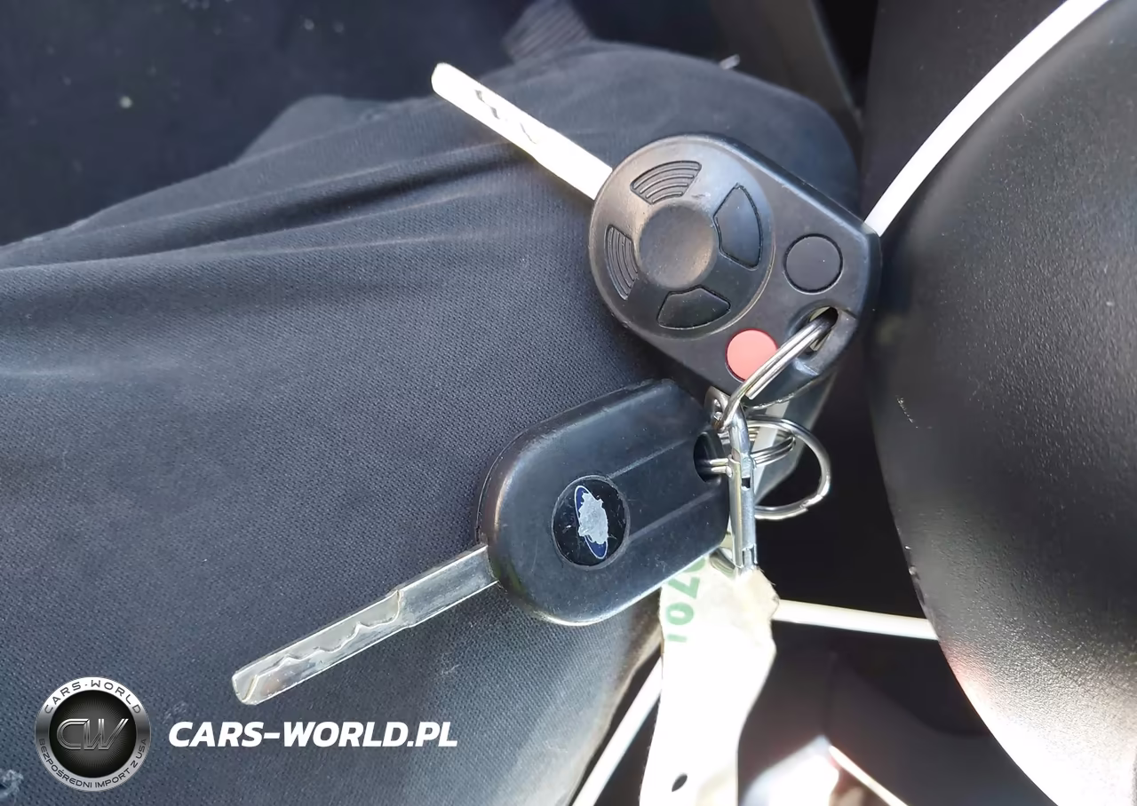 2019 Ford Escape Se VIN:1FMCU9GD2KUA10017 - 11