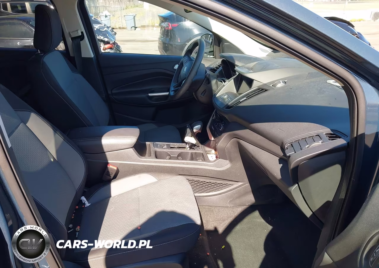 2019 Ford Escape Se VIN:1FMCU9GD2KUA10017 - 5