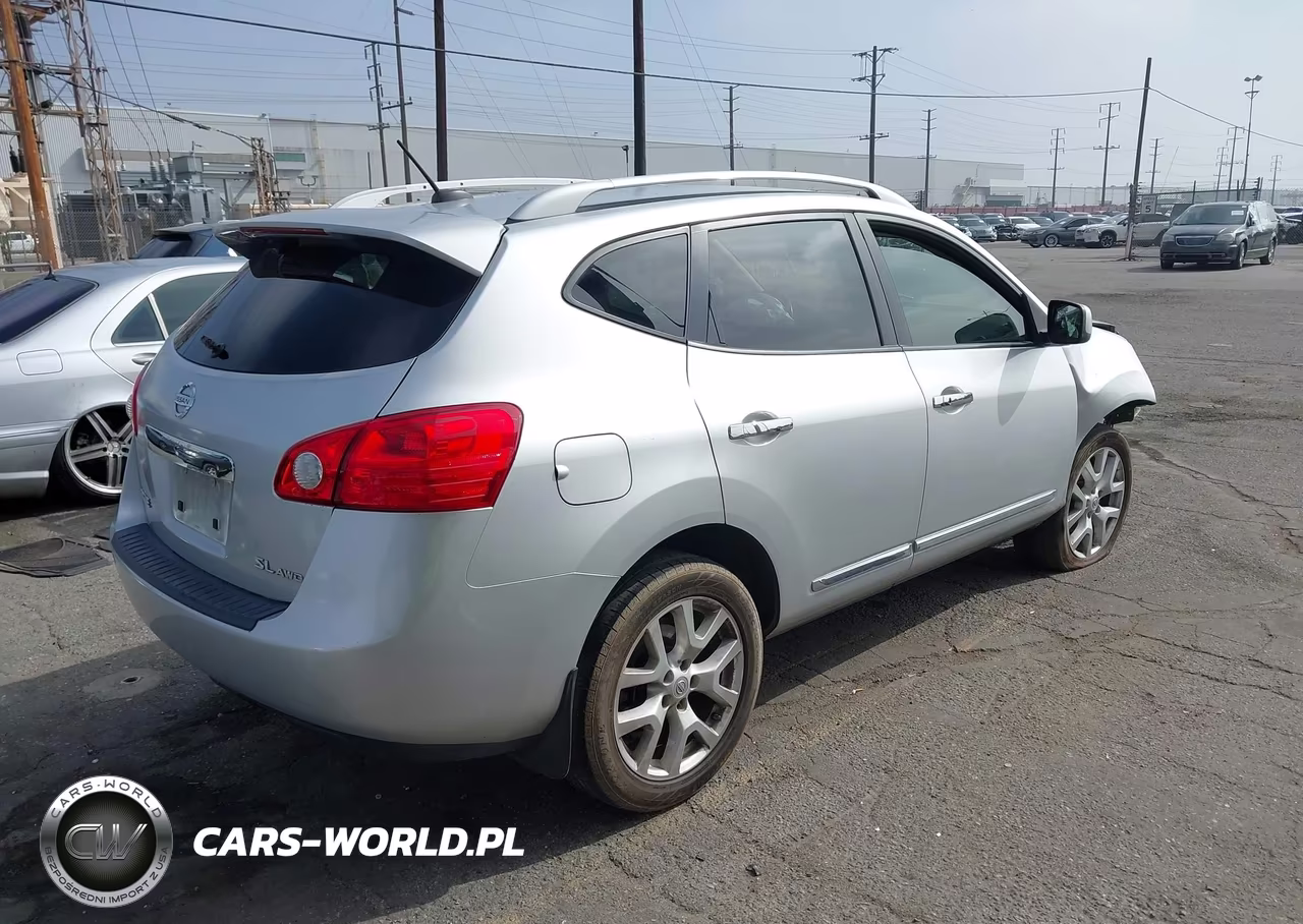 2011 Nissan Rogue Sv VIN:JN8AS5MV1BW687155 - 4