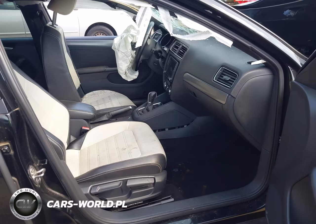 2016 Volkswagen Jetta 1.8T Sport VIN:3VWD17AJ8GM234678 - 5