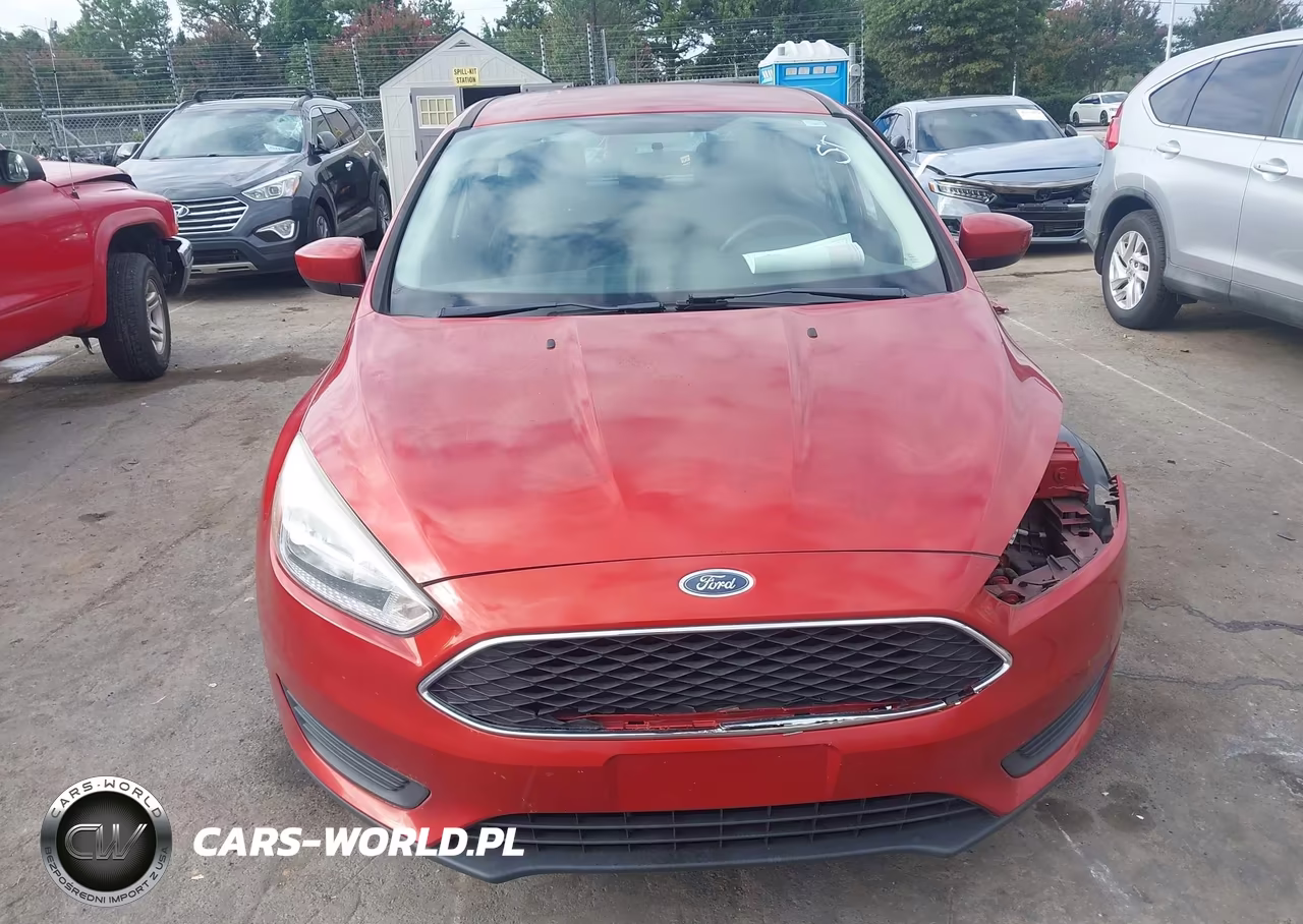 2018 Ford Focus Se VIN:1FADP3K26JL307417 - 13