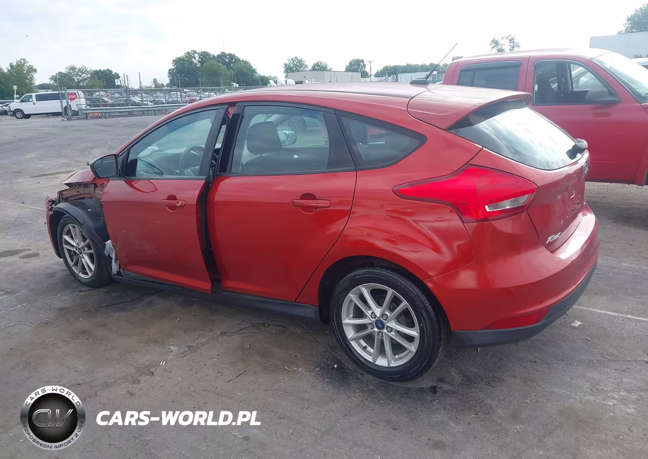 2018 Ford Focus Se VIN:1FADP3K26JL307417 - 15