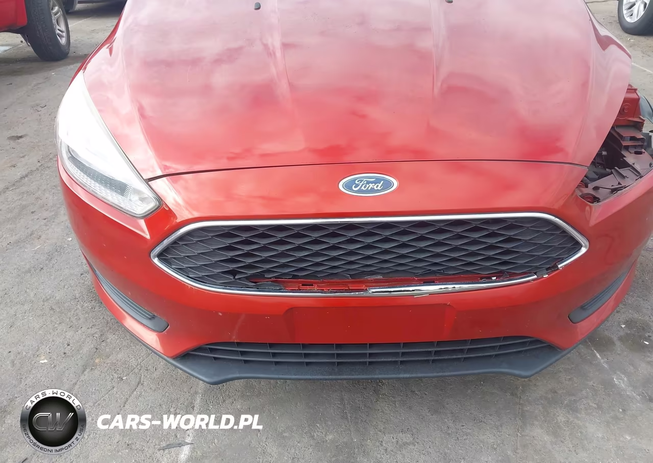 2018 Ford Focus Se VIN:1FADP3K26JL307417 - 19