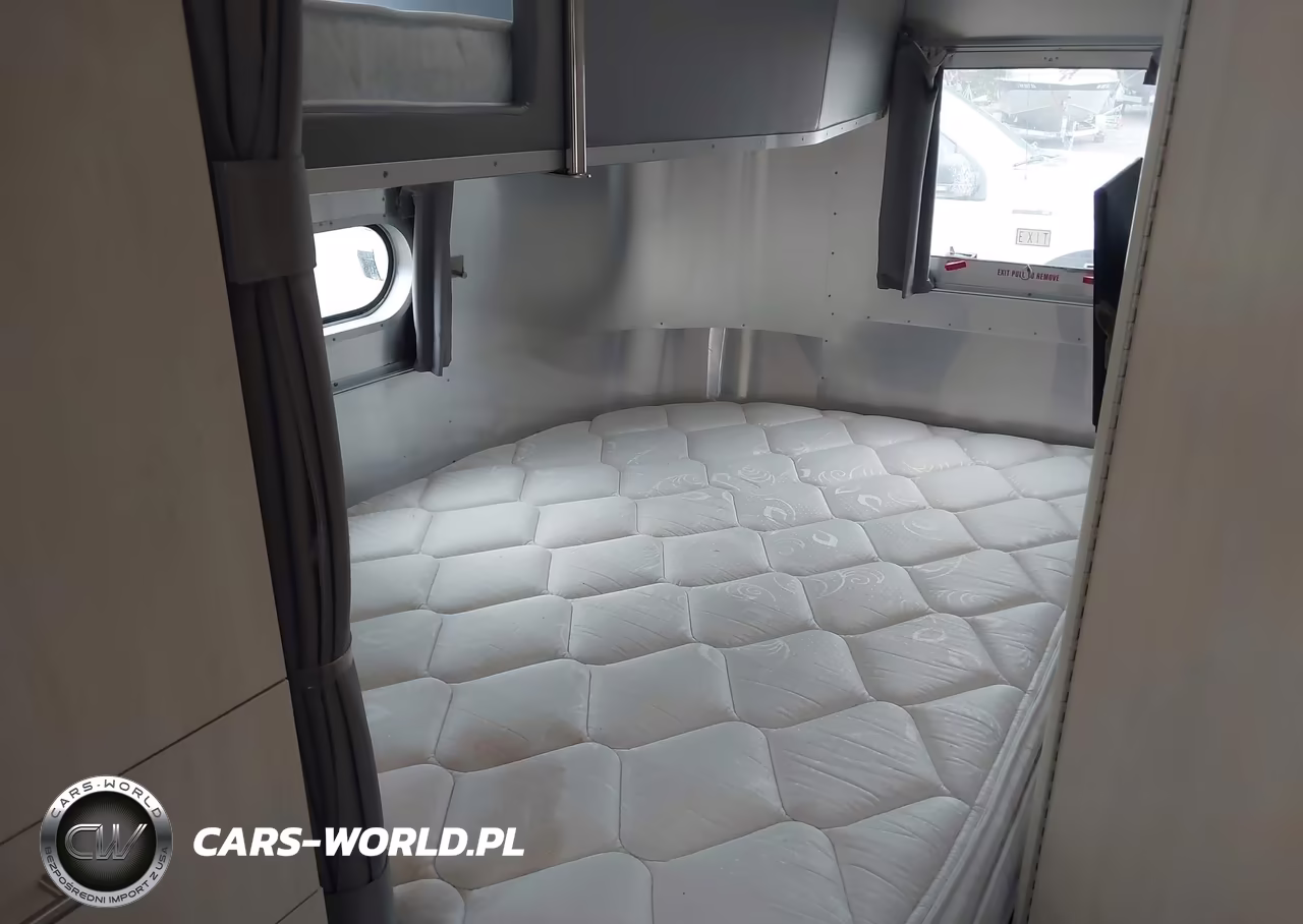 2022 Airstream Other VIN:1STC9YP29NJ559266 - 14