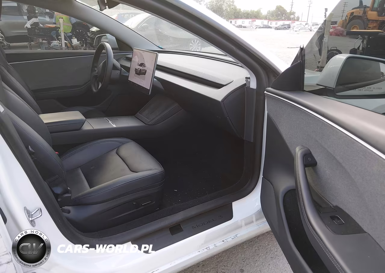 2025 Tesla Model 3 Long Range Rear-Wheel Drive-Standard Rear-Wheel Drive VIN:5YJ3E1EA3SF991043 - 5