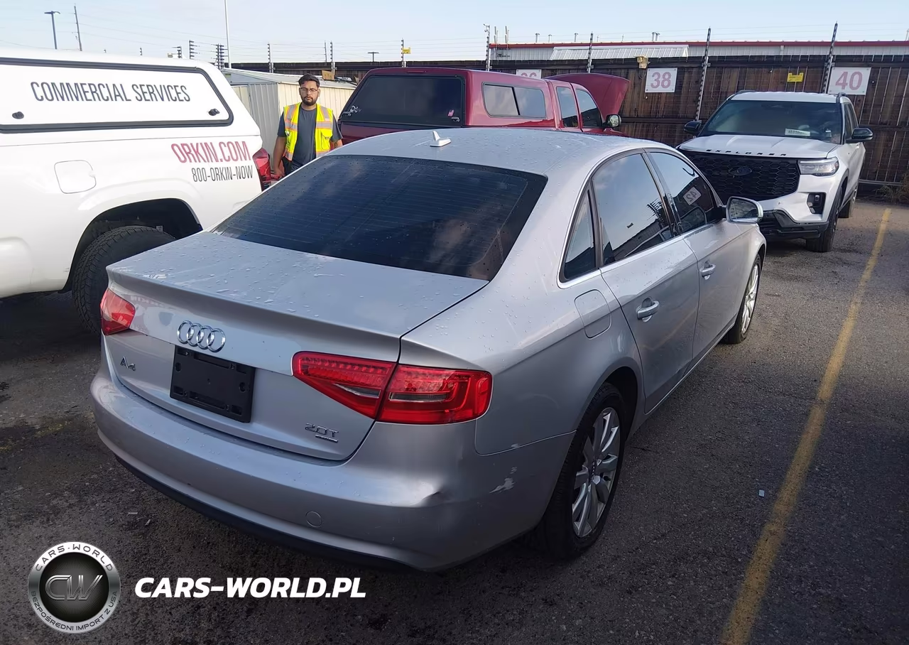 2013 Audi A4 Premium VIN:WAUBFAFLXDN035164 - 4