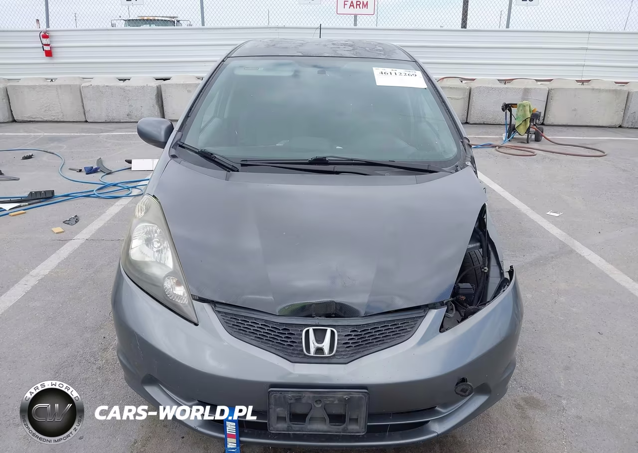 2013 Honda Fit VIN:JHMGE8H31DC026574 - 13