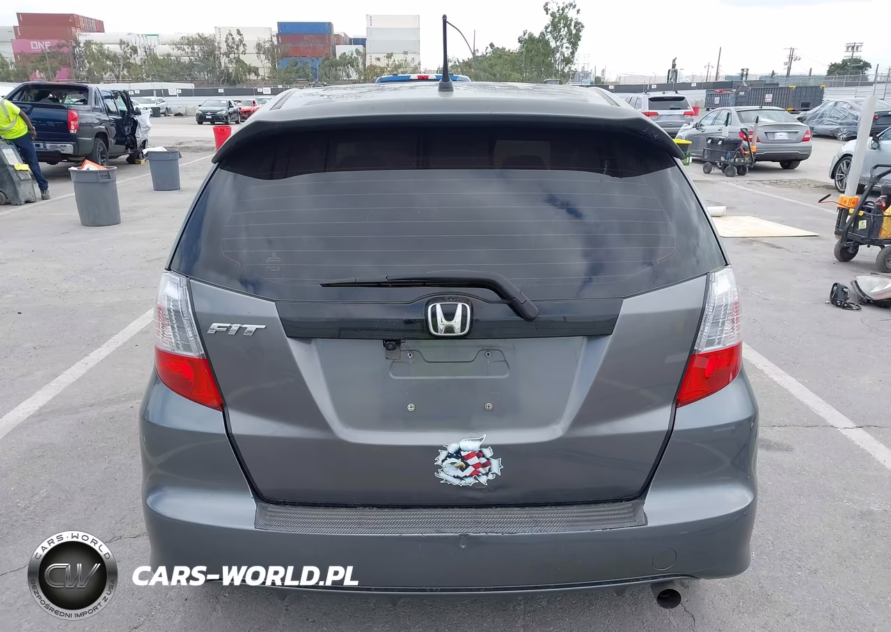 2013 Honda Fit VIN:JHMGE8H31DC026574 - 17