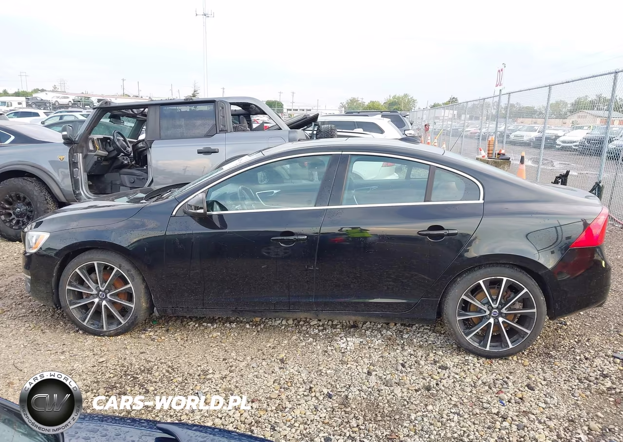 2016 Volvo S60 T5 Premier VIN:YV1612TKXG2391151 - 14