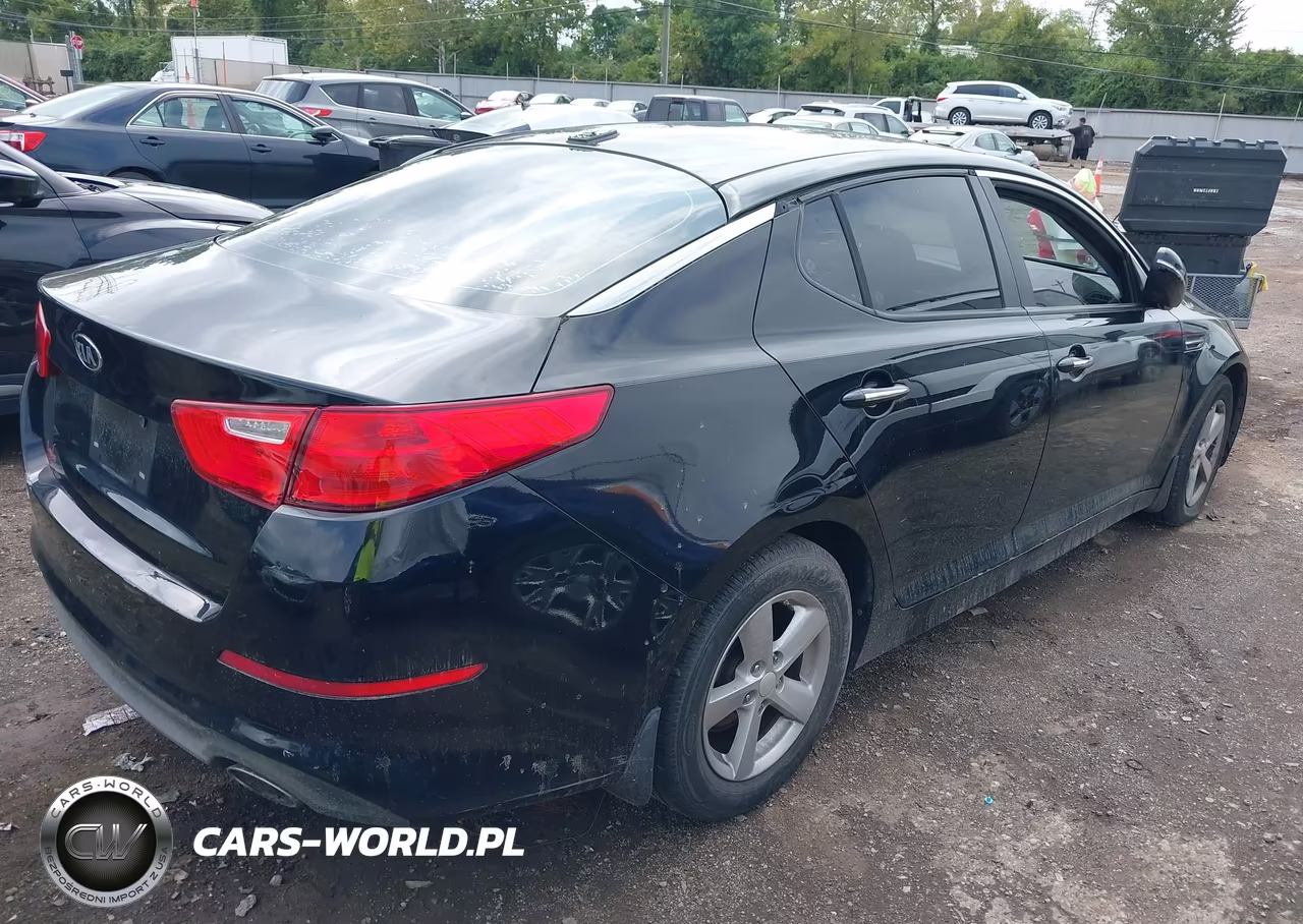 2015 Kia Optima Lx VIN:5XXGM4A78FG484531 - 4