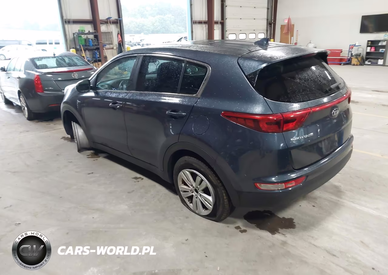 2018 Kia Sportage Lx VIN:KNDPMCAC5J7333025 - 3