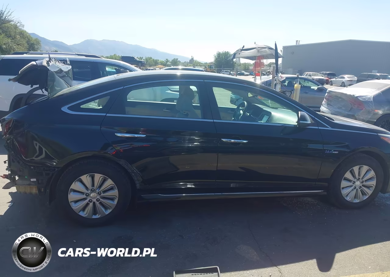 2017 Hyundai Sonata Hybrid Se VIN:KMHE24L13HA044491 - 14