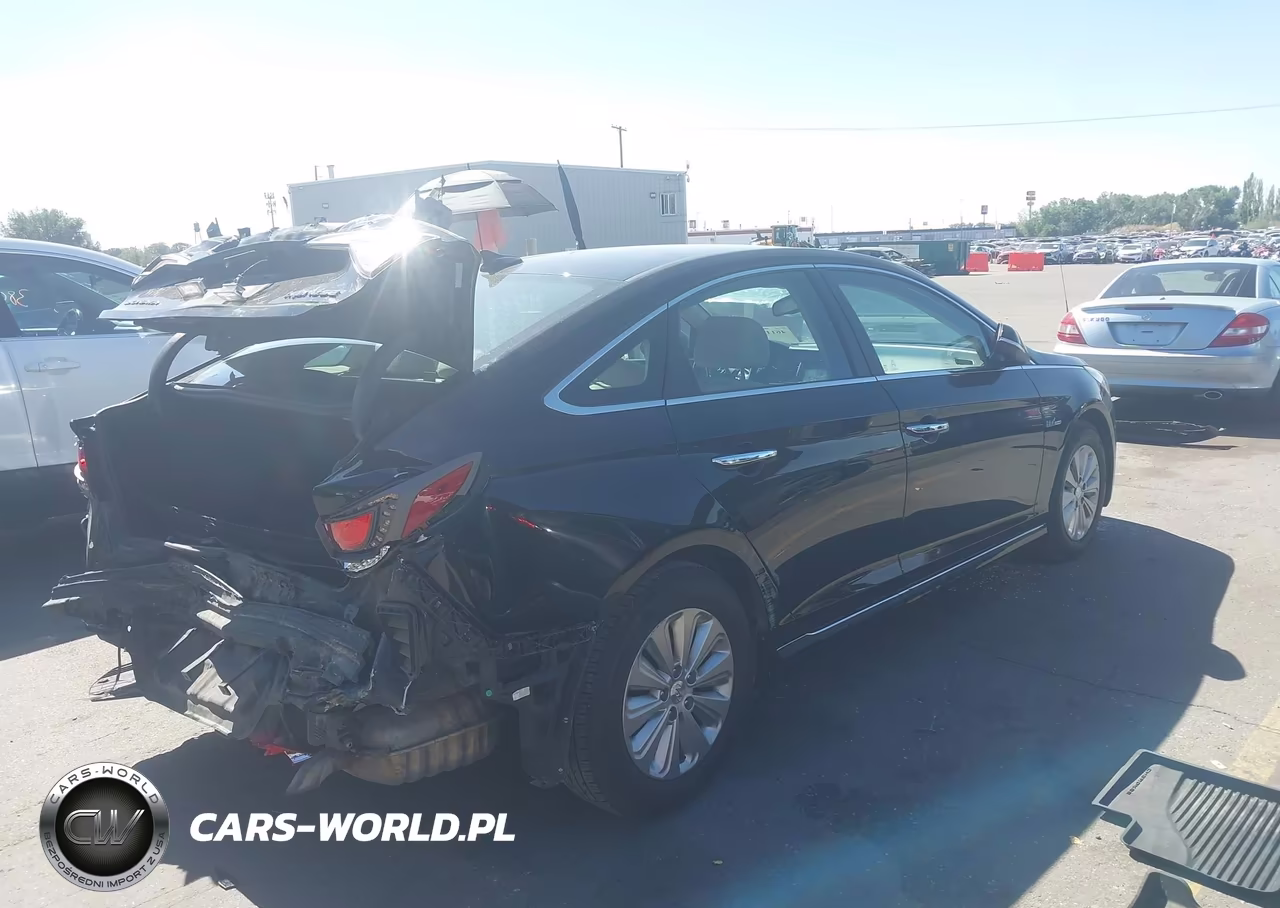 2017 Hyundai Sonata Hybrid Se VIN:KMHE24L13HA044491 - 4