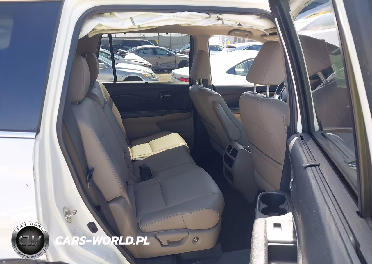 2016 Honda Pilot Touring VIN:5FNYF6H9XGB127860 - 8