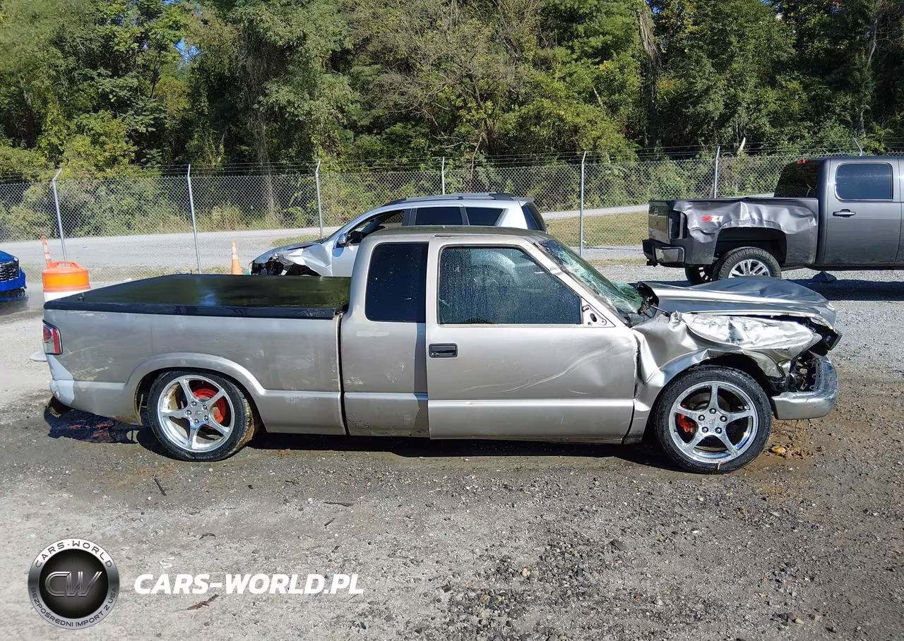 2000 Chevrolet S-10 Ls VIN:1GCCS19W3YK300216 - 13