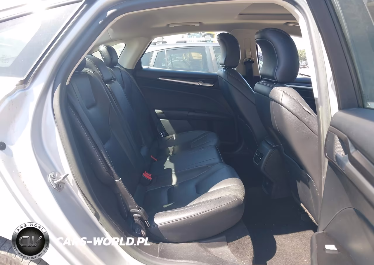 2019 Ford Fusion Titanium VIN:3FA6P0D97KR182450 - 8