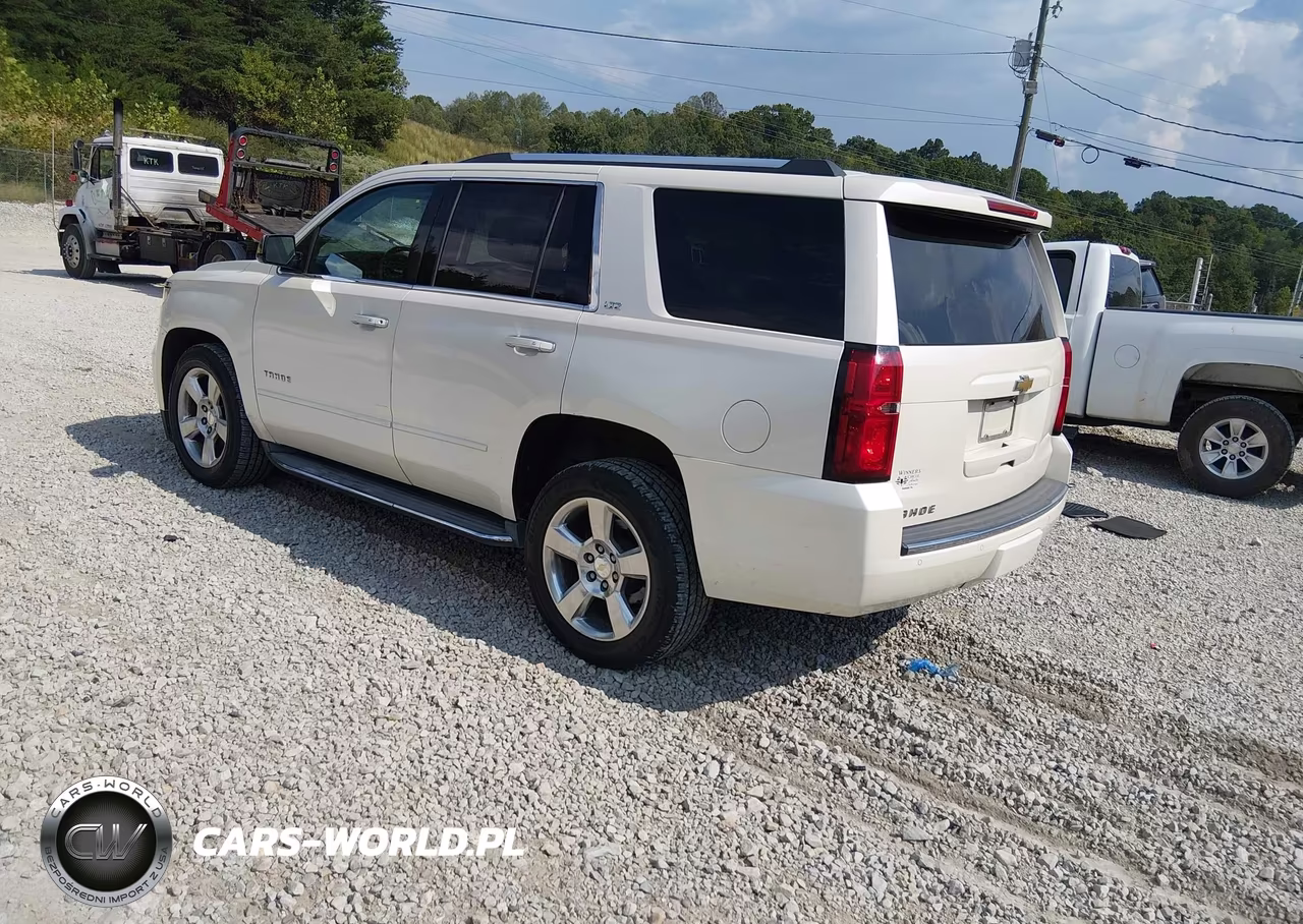 2015 Chevrolet Tahoe Ltz VIN:1GNSKCKC8FR117896 - 3