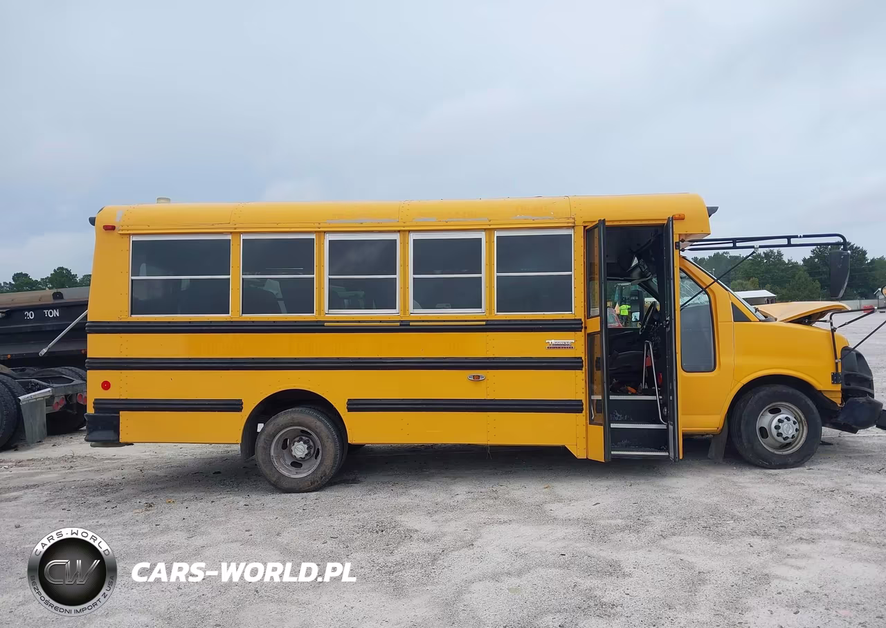 2009 Chevrolet Express Cutaway Work Van VIN:1GBJG31K591115089 - 16