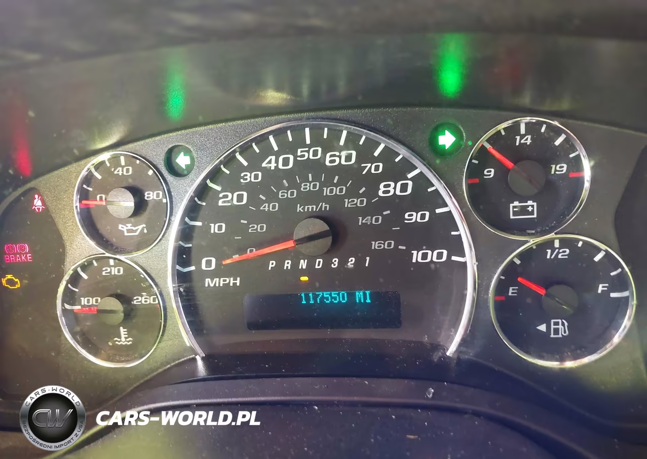 2009 Chevrolet Express Cutaway Work Van VIN:1GBJG31K591115089 - 5