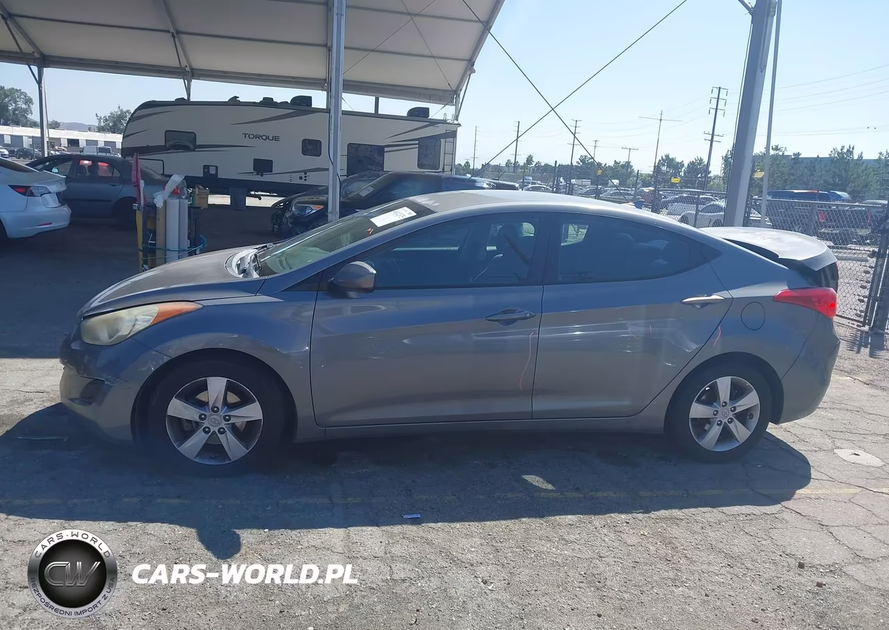 2013 Hyundai Elantra Gls VIN:5NPDH4AE3DH347357 - 14