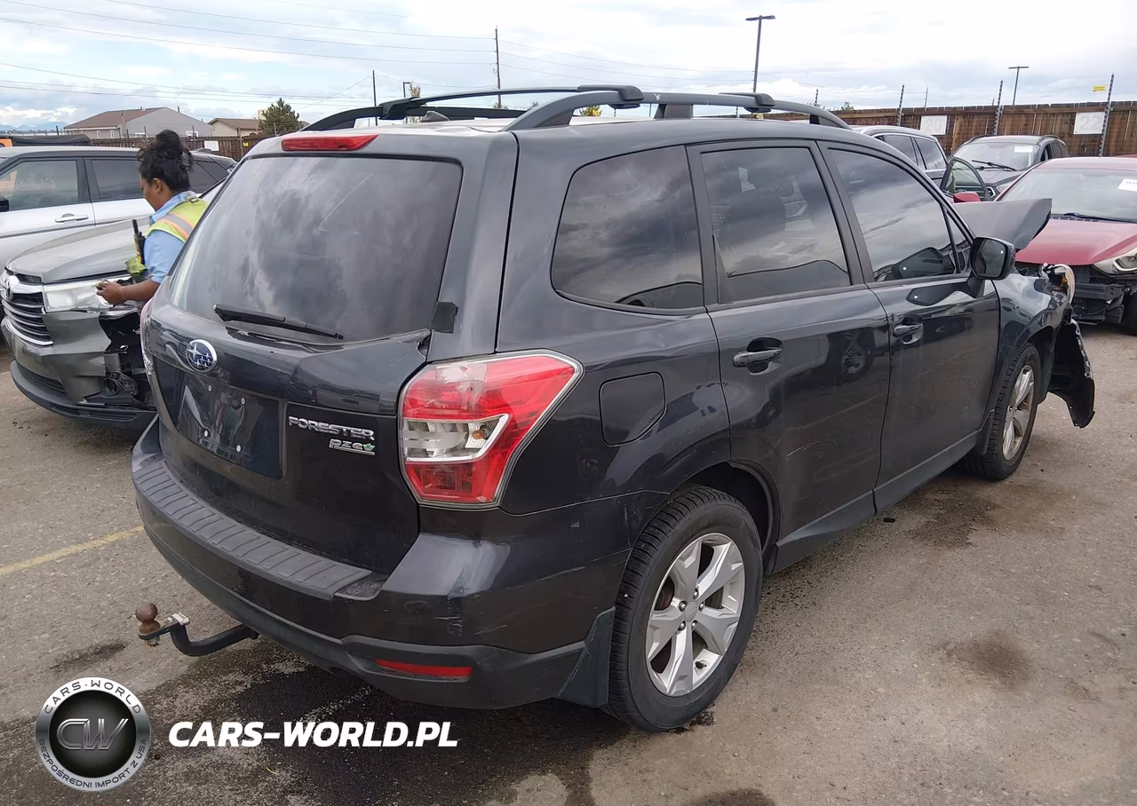2014 Subaru Forester 2.5I Premium VIN:JF2SJAEC5EH501698 - 4