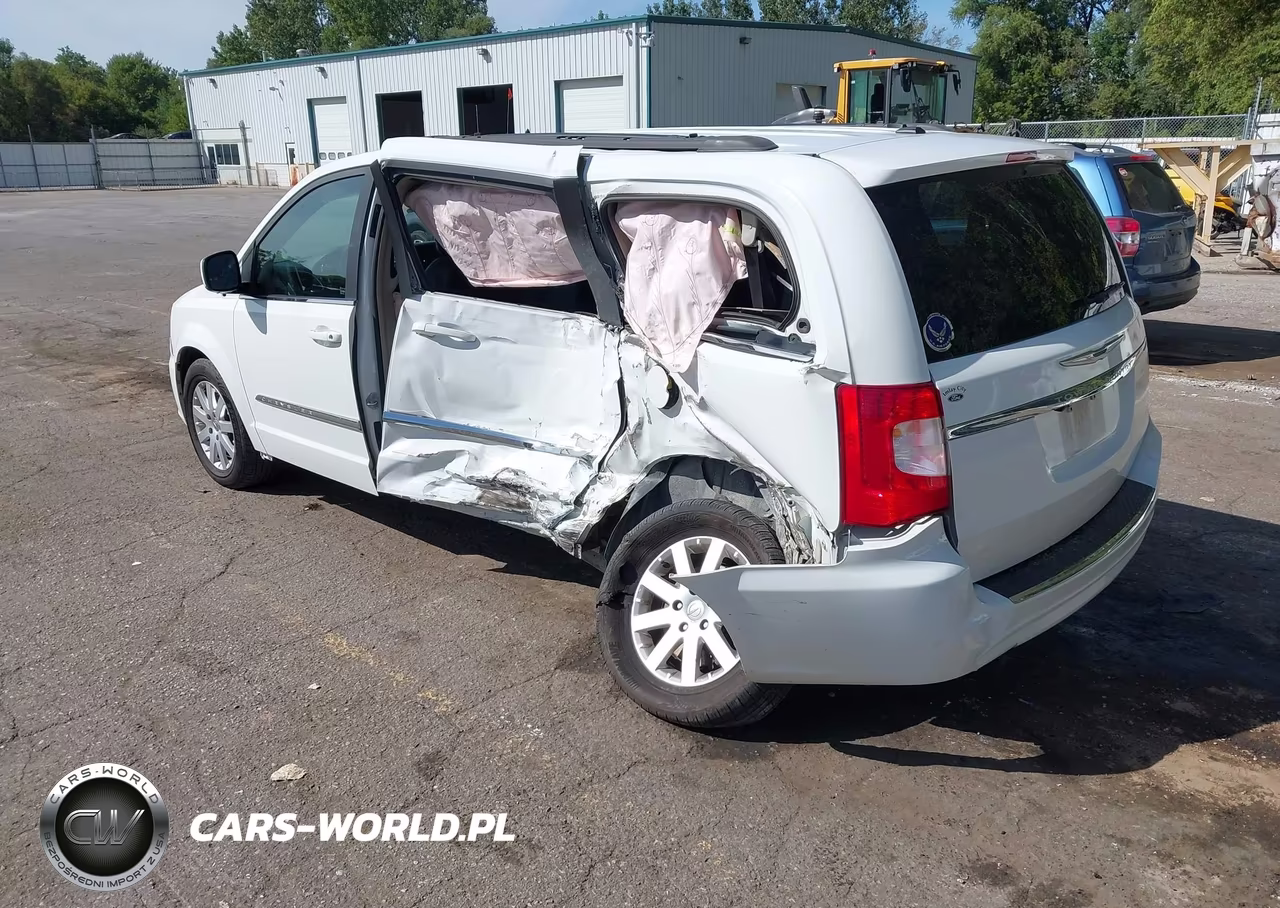 2016 Chrysler Town & Country Touring VIN:2C4RC1BG1GR206149 - 3