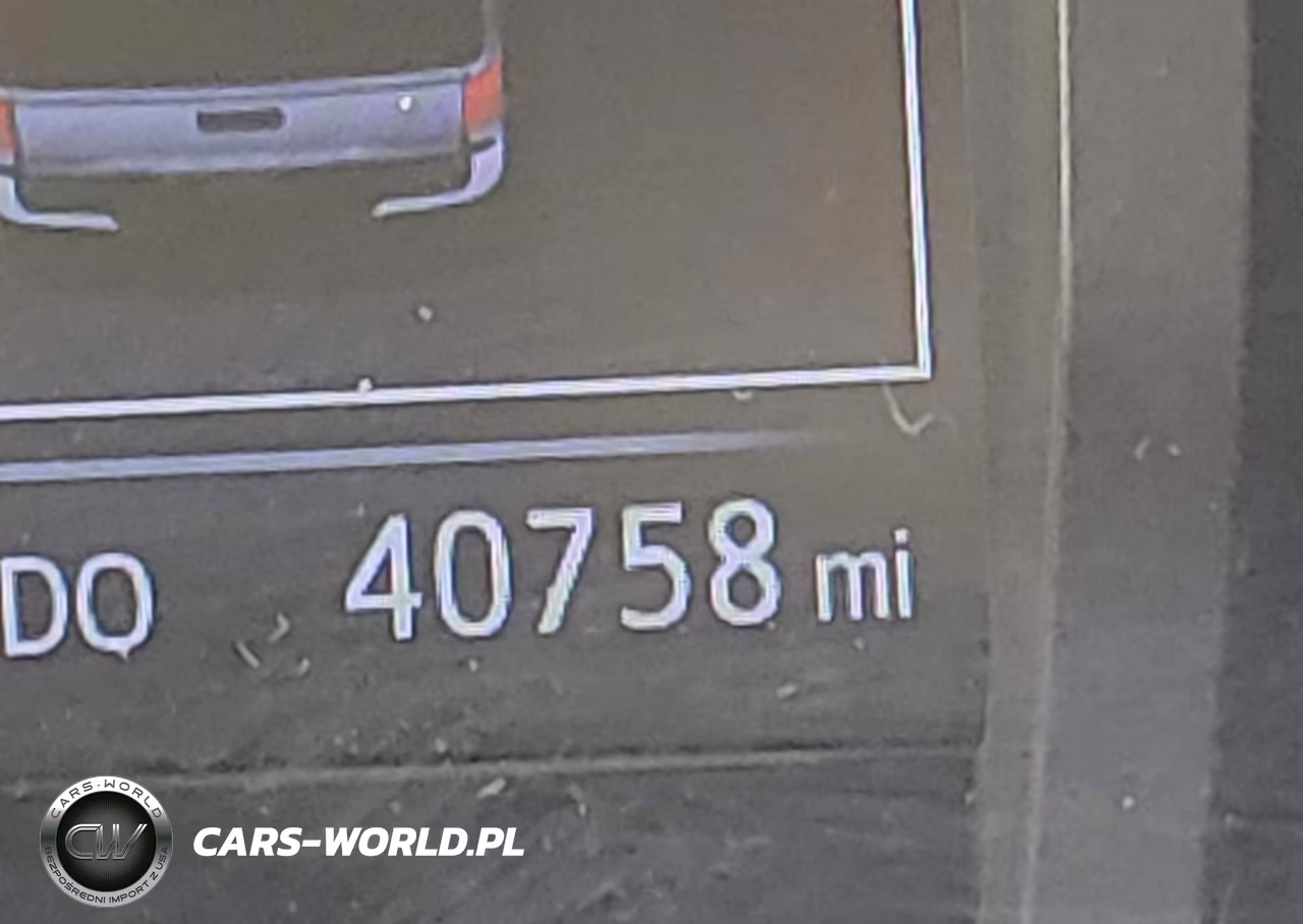 2019 Toyota Tacoma Sr VIN:5TFAX5GNXKX150920 - 16