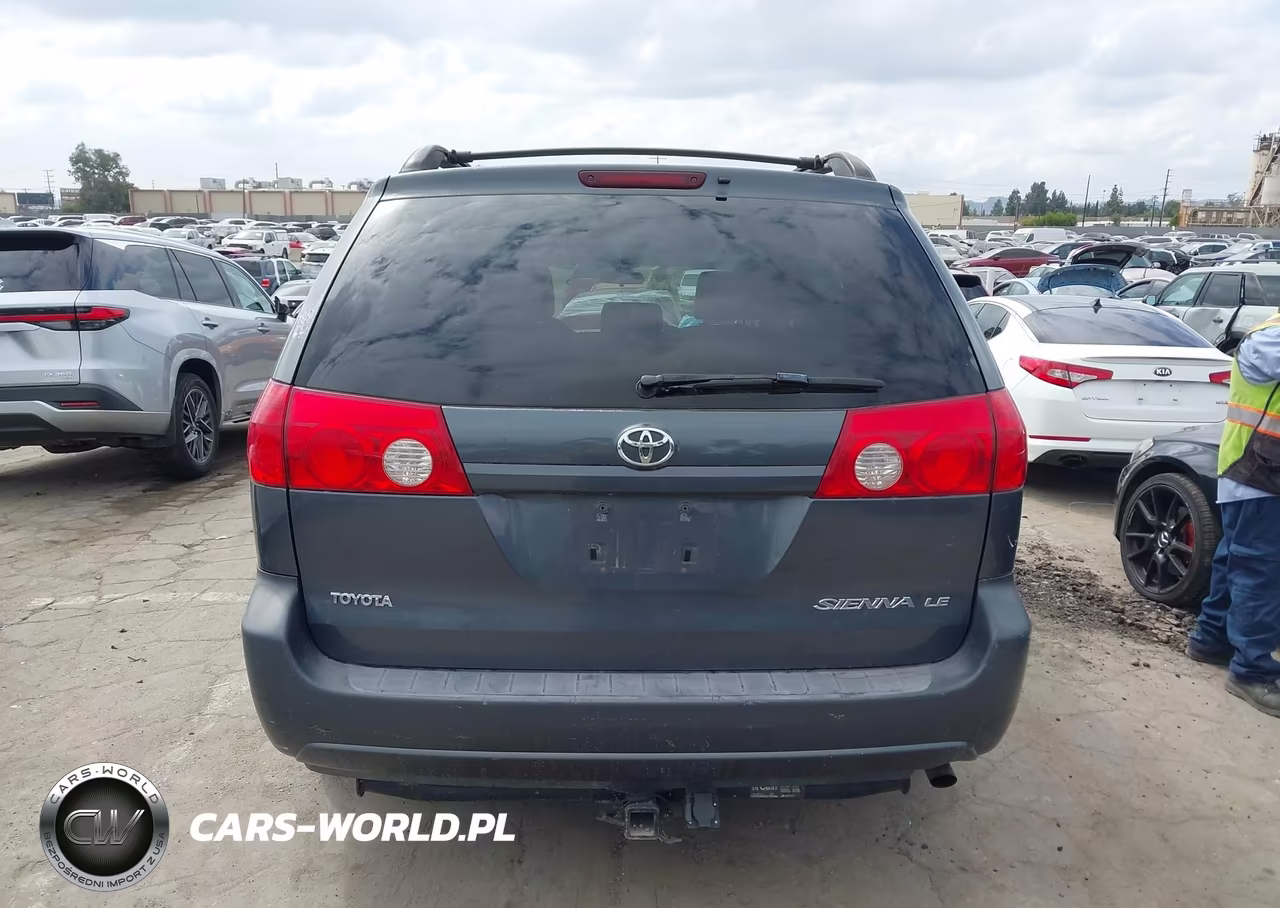 2009 Toyota Sienna Le VIN:5TDZK23C89S235002 - 16