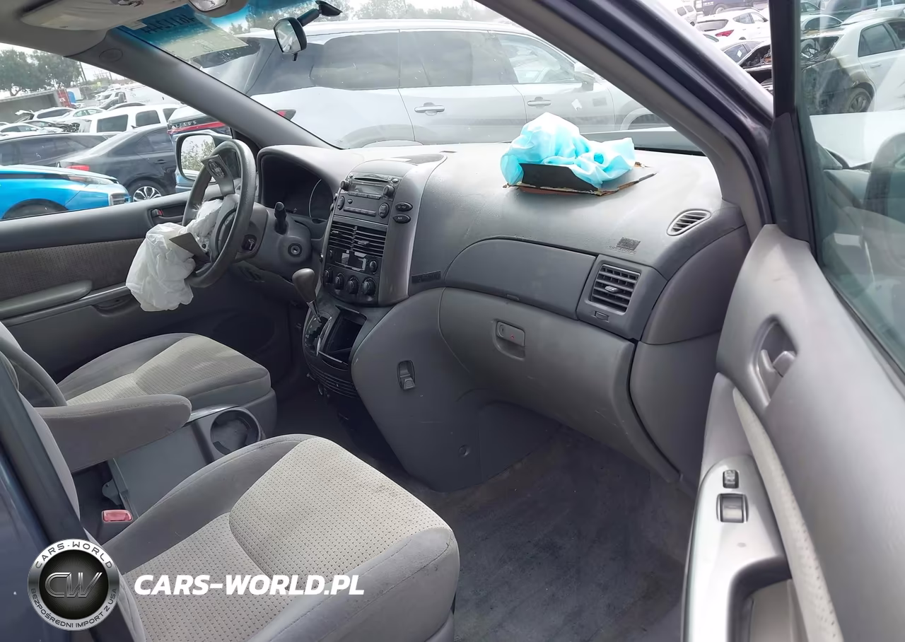 2009 Toyota Sienna Le VIN:5TDZK23C89S235002 - 5