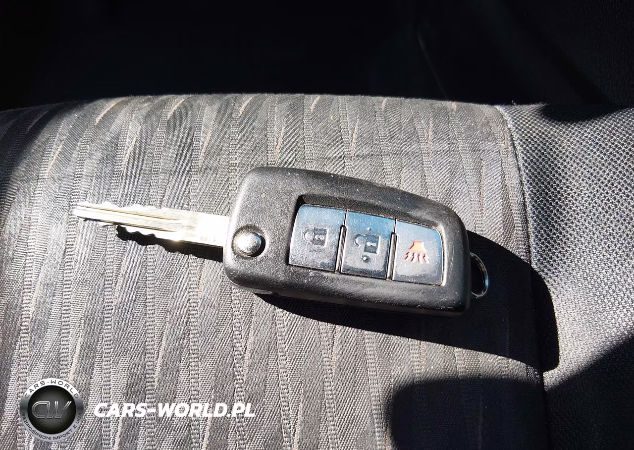 2017 Nissan Rogue S VIN:JN8AT2MT6HW387341 - 11