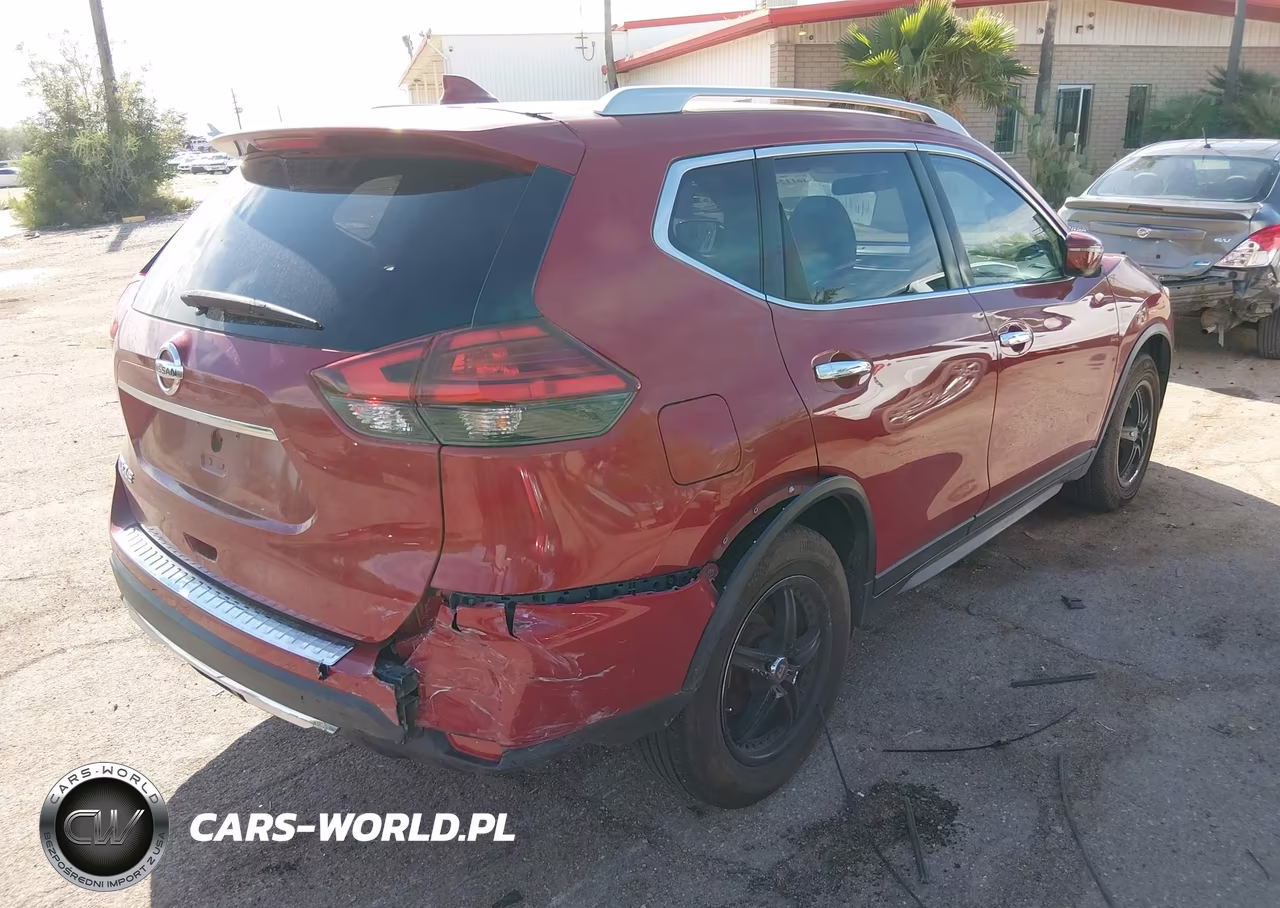 2017 Nissan Rogue S VIN:JN8AT2MT6HW387341 - 4