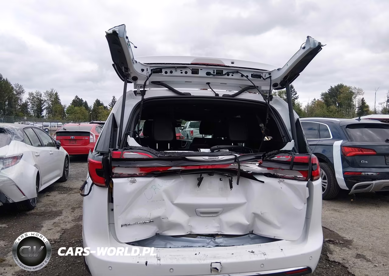 2026 Chrysler Pacifica Select VIN:2C4RC1BG1TR229876 - 6