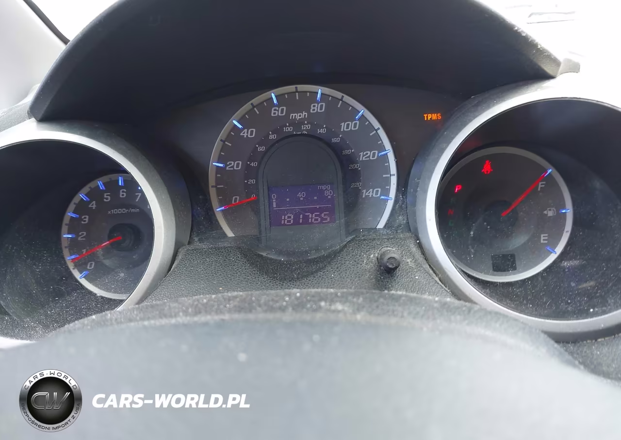 2011 Honda Fit Sport VIN:JHMGE8H59BS000518 - 7