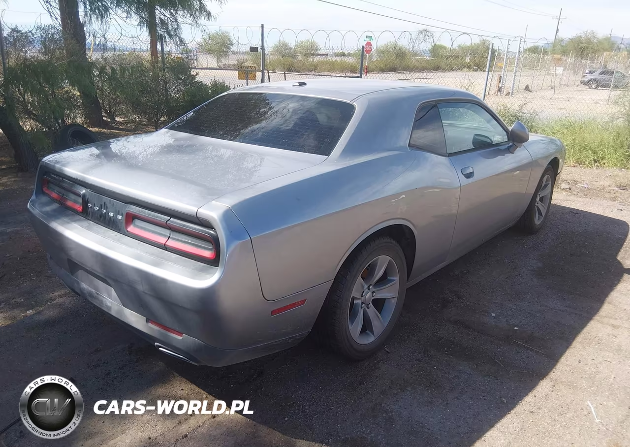 2016 Dodge Challenger Sxt VIN:2C3CDZAG4GH279092 - 4