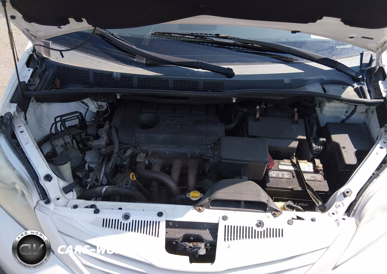 2011 Toyota Sienna VIN:5TDKA3DCXBS004679 - 10