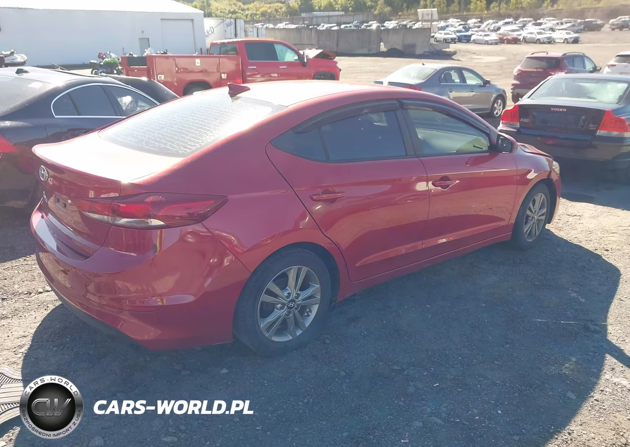 2017 Hyundai Elantra Se VIN:5NPD84LF9HH158451 - 4
