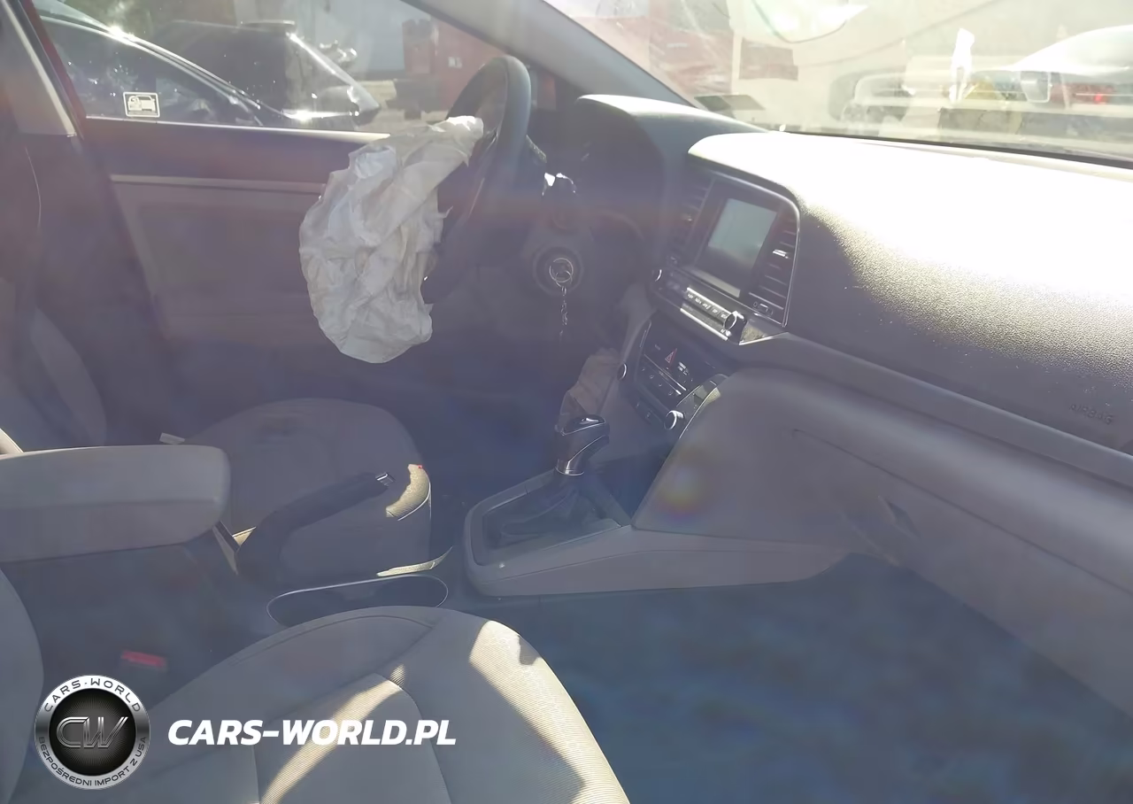 2017 Hyundai Elantra Se VIN:5NPD84LF9HH158451 - 5