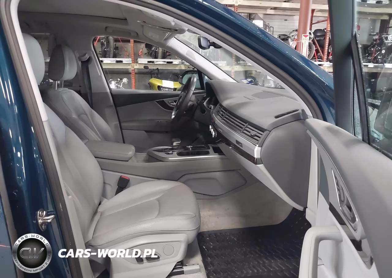 2018 Audi Q7 2.0T Premium VIN:WA1LHAF75JD038411 - 5
