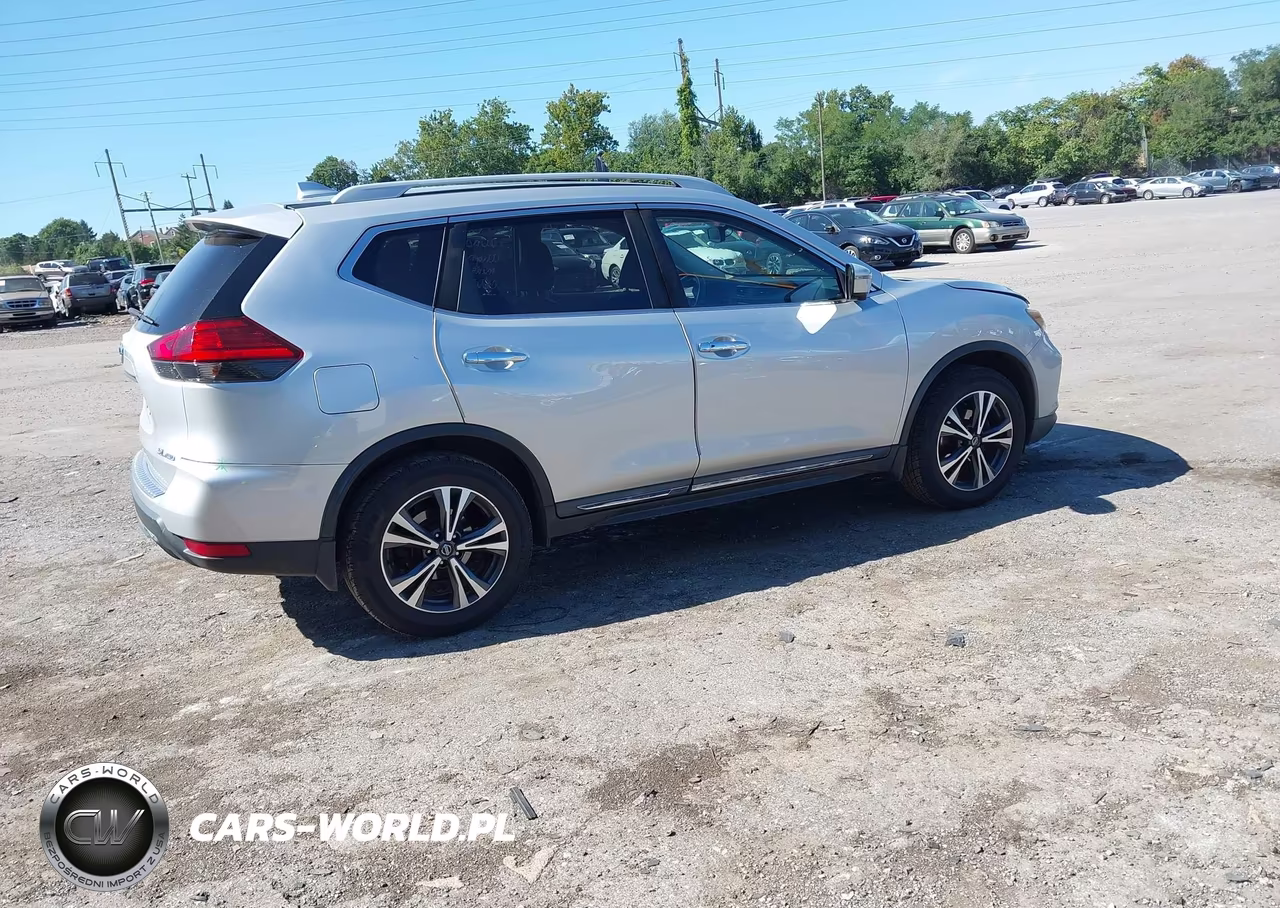 2017 Nissan Rogue Sl VIN:5N1AT2MV9HC796248 - 4