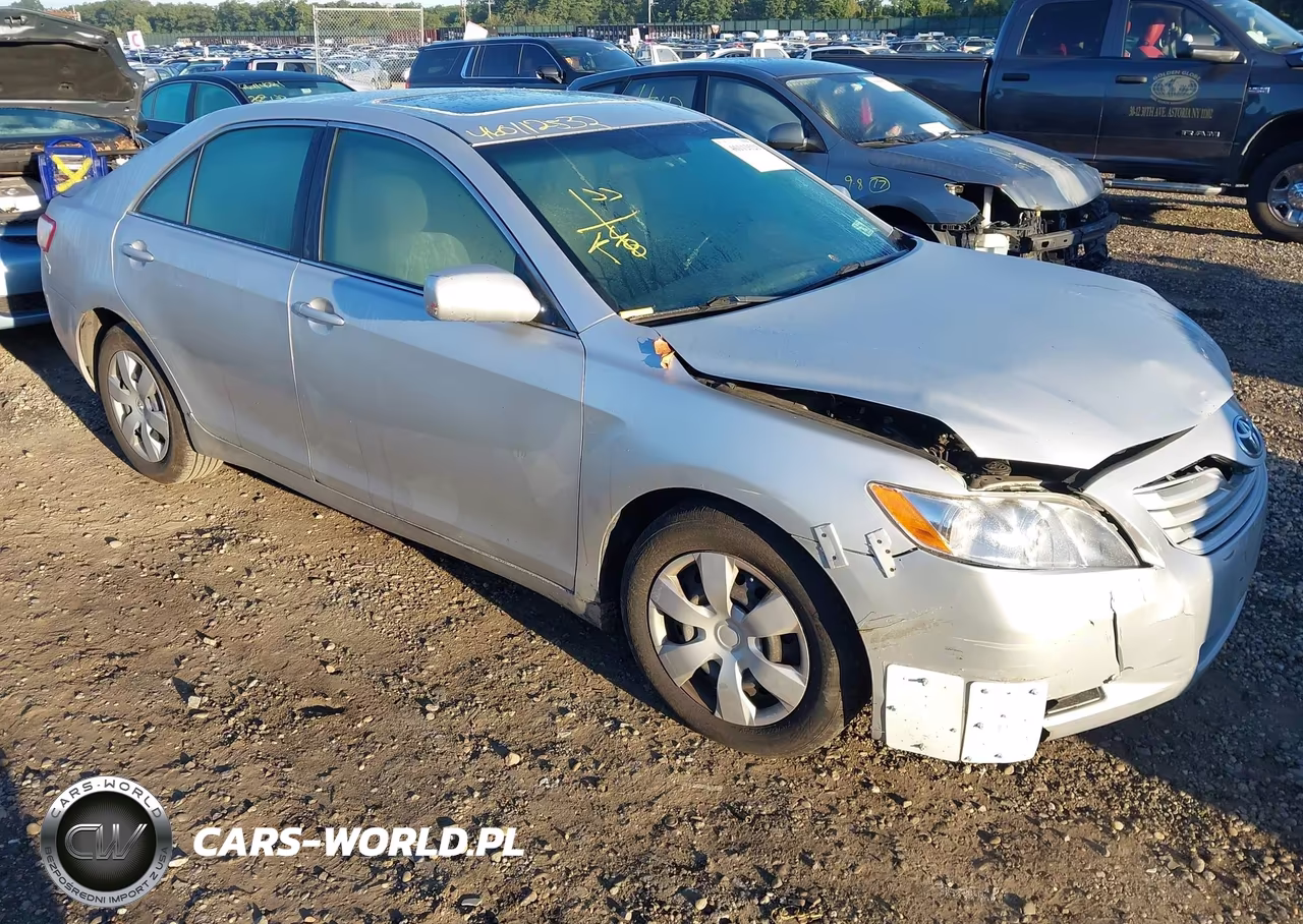 2008 Toyota Camry Le – zdjęcie 1 z 11