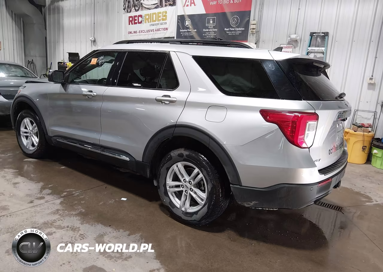 2022 Ford Explorer Xlt VIN:1FMSK8DH5NGA37668 - 3