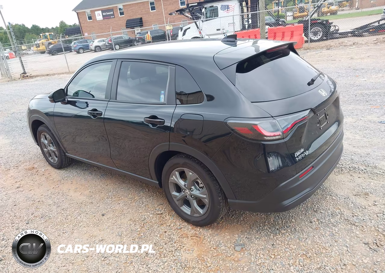 2027 Honda Hr-V Lx 2Wd VIN:3CZRZ1H37VM701960 - 3