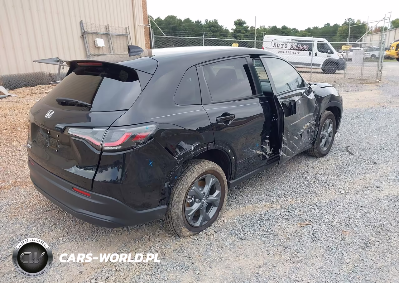 2027 Honda Hr-V Lx 2Wd VIN:3CZRZ1H37VM701960 - 4