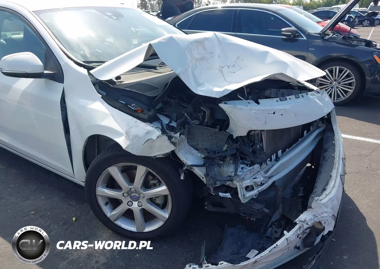 2016 Volvo S60 T5 Drive-E VIN:YV126MFJ3G2402523 - 6